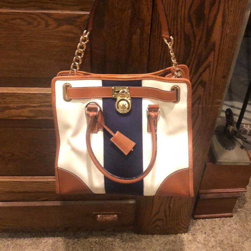 Gorgeous color blocked Michael Kors bag
